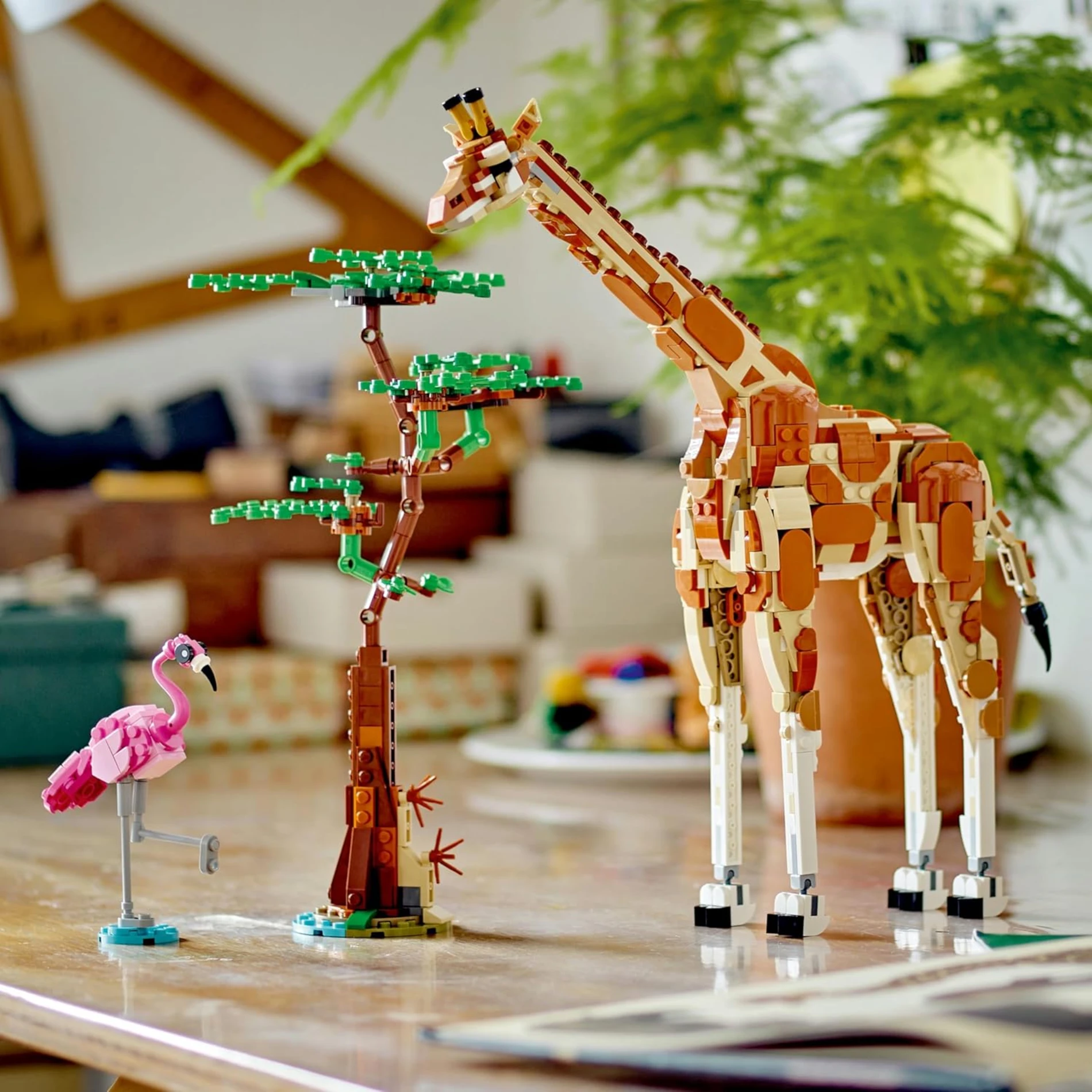  LEGO Creator Vahşi Safari Hayvanları 31150 +9 Yaş (780 Parça)